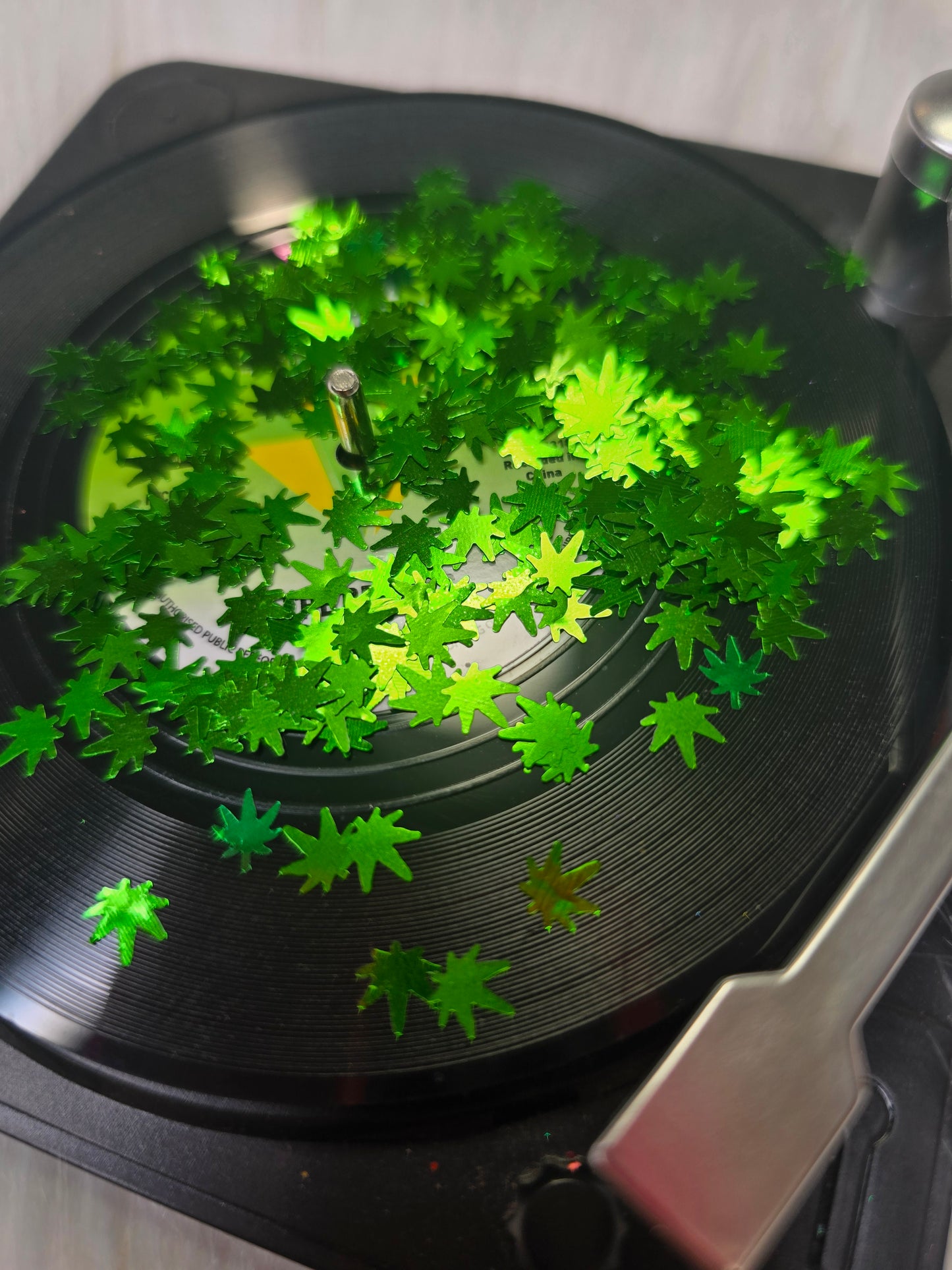 Holographic 420 leaves