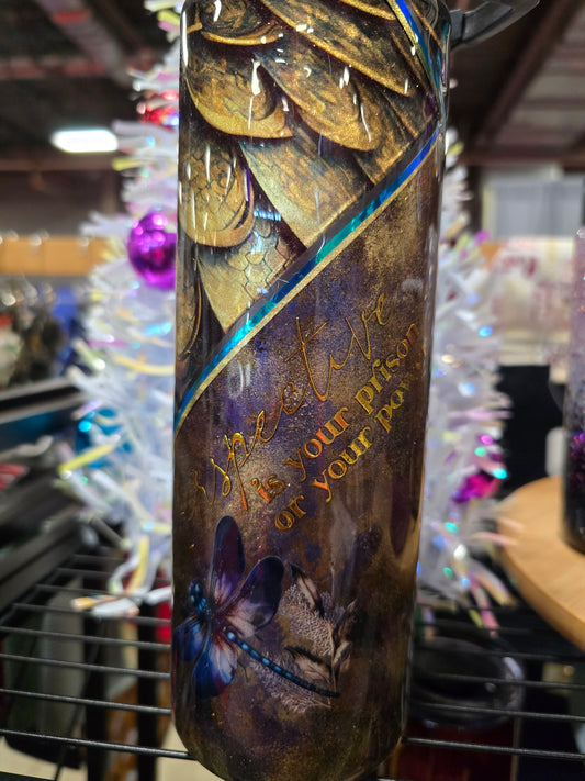 #34 20oz Duo Dragon Scales Perspective